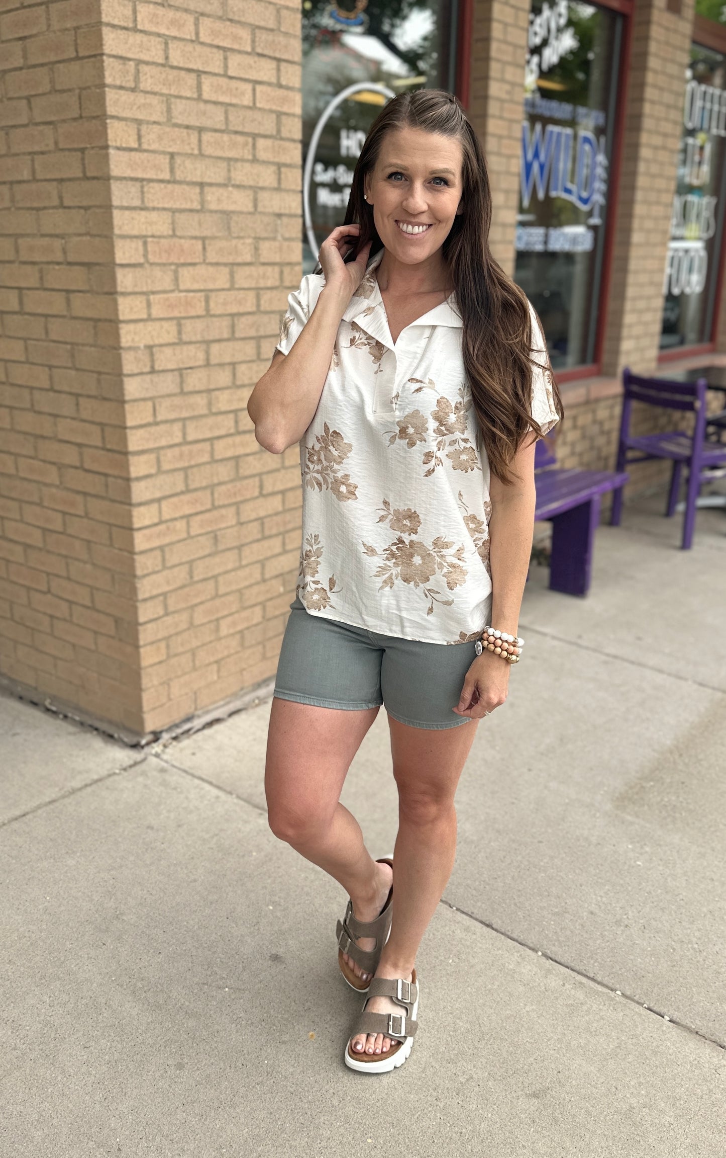 Mocha Floral Short Sleeve