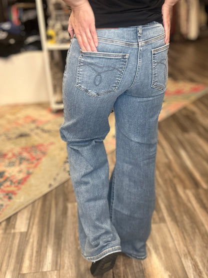 Retro Beth Wide Leg Jeans