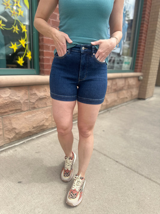 Dark Wash Wendy Short