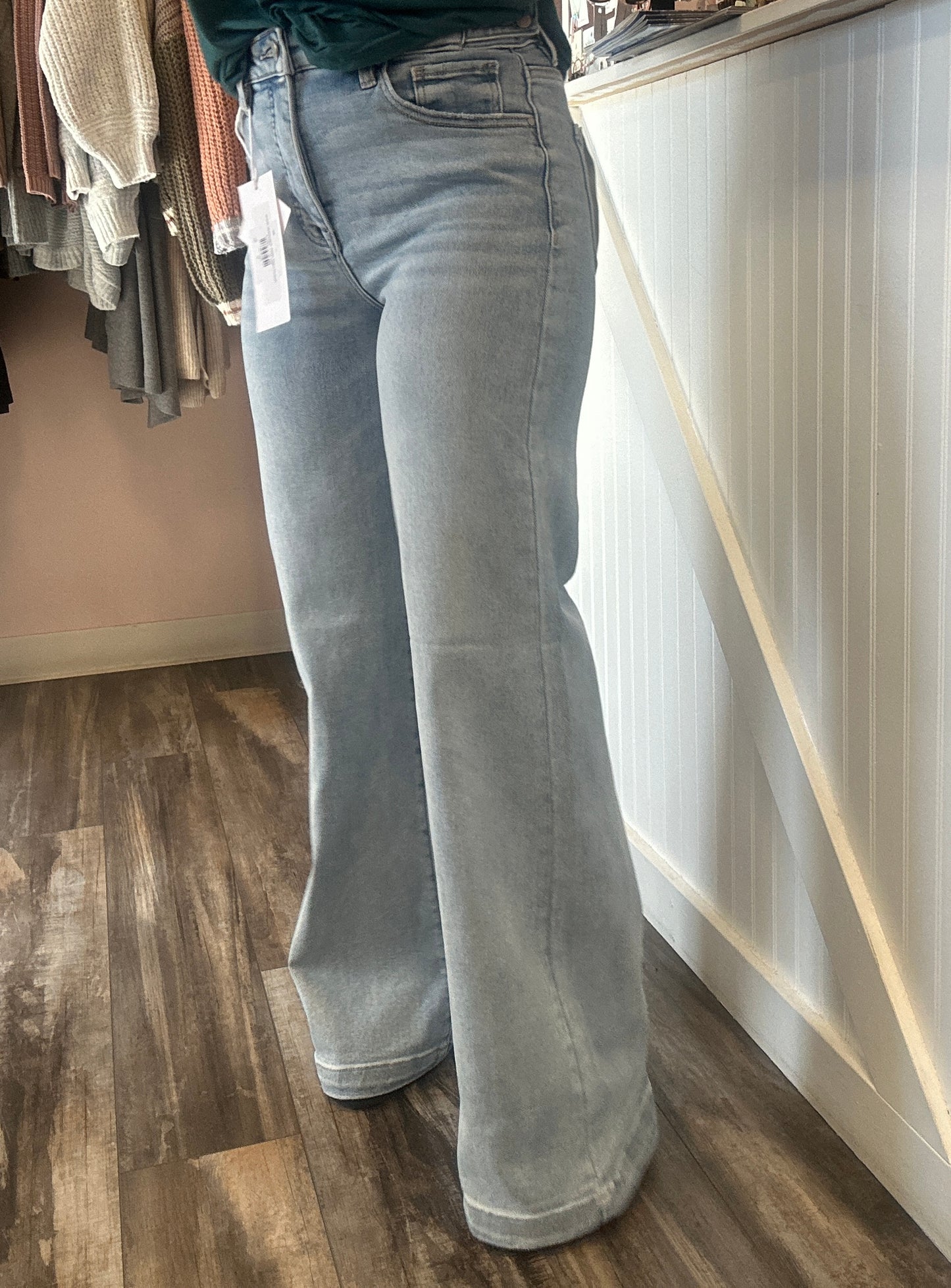 August Light Wash Adjustable Jeans