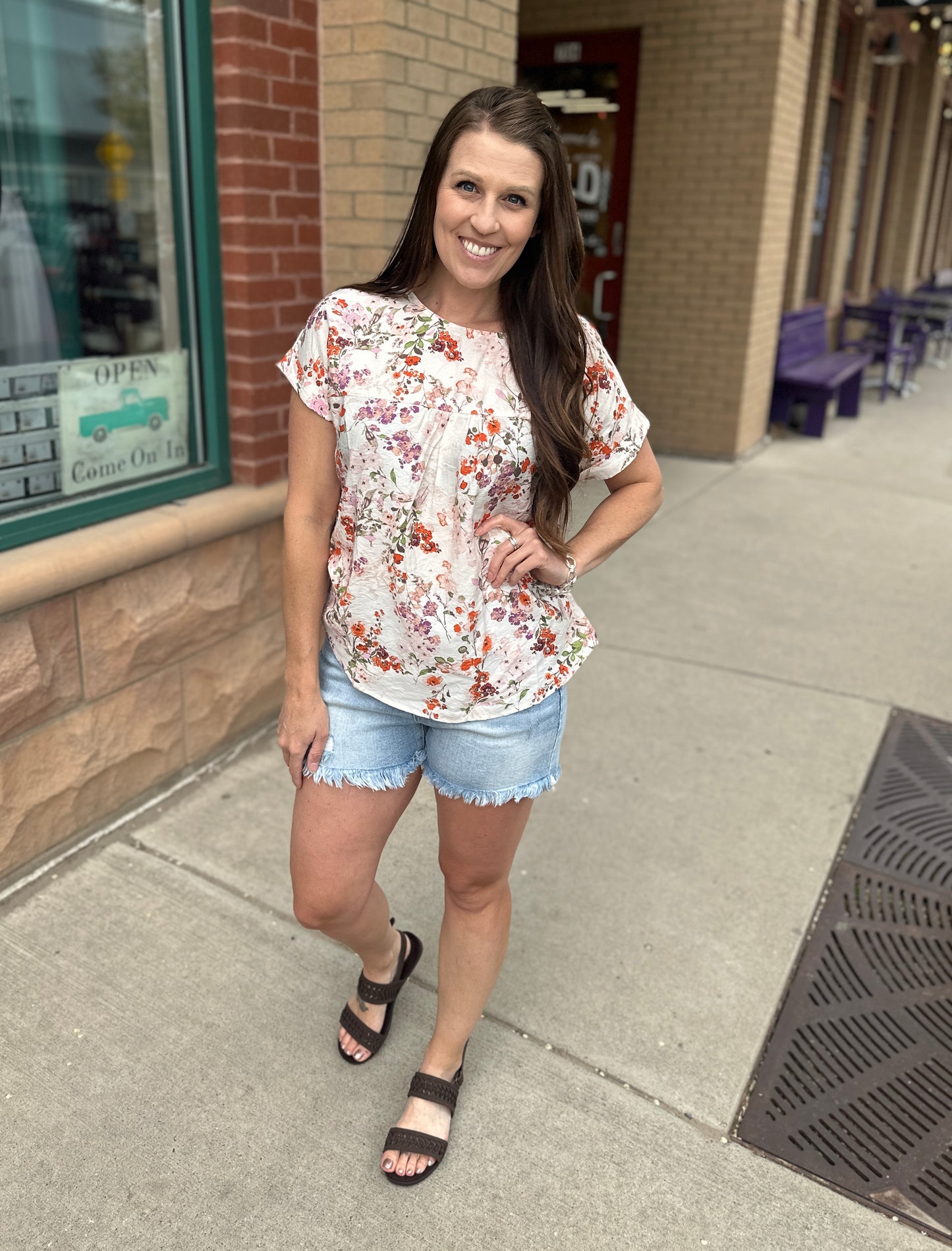 Crinkled Floral Short Sleeve