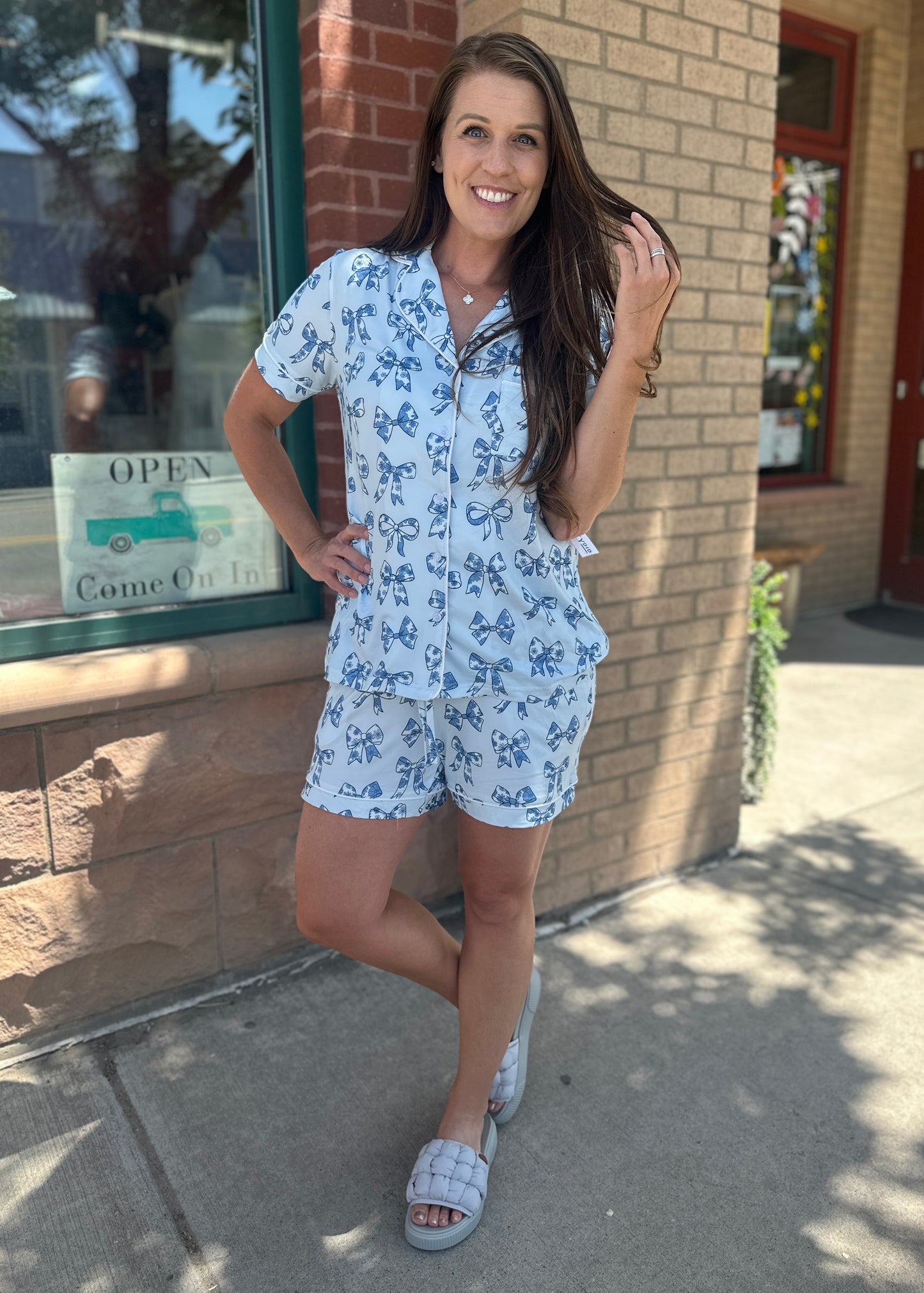 Blue Bow Lounge Set