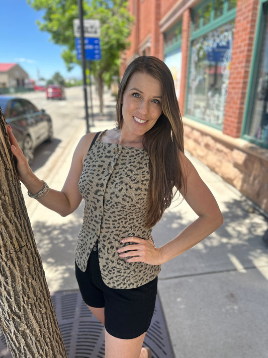 Ribbed Leopard Print Button Up Tank