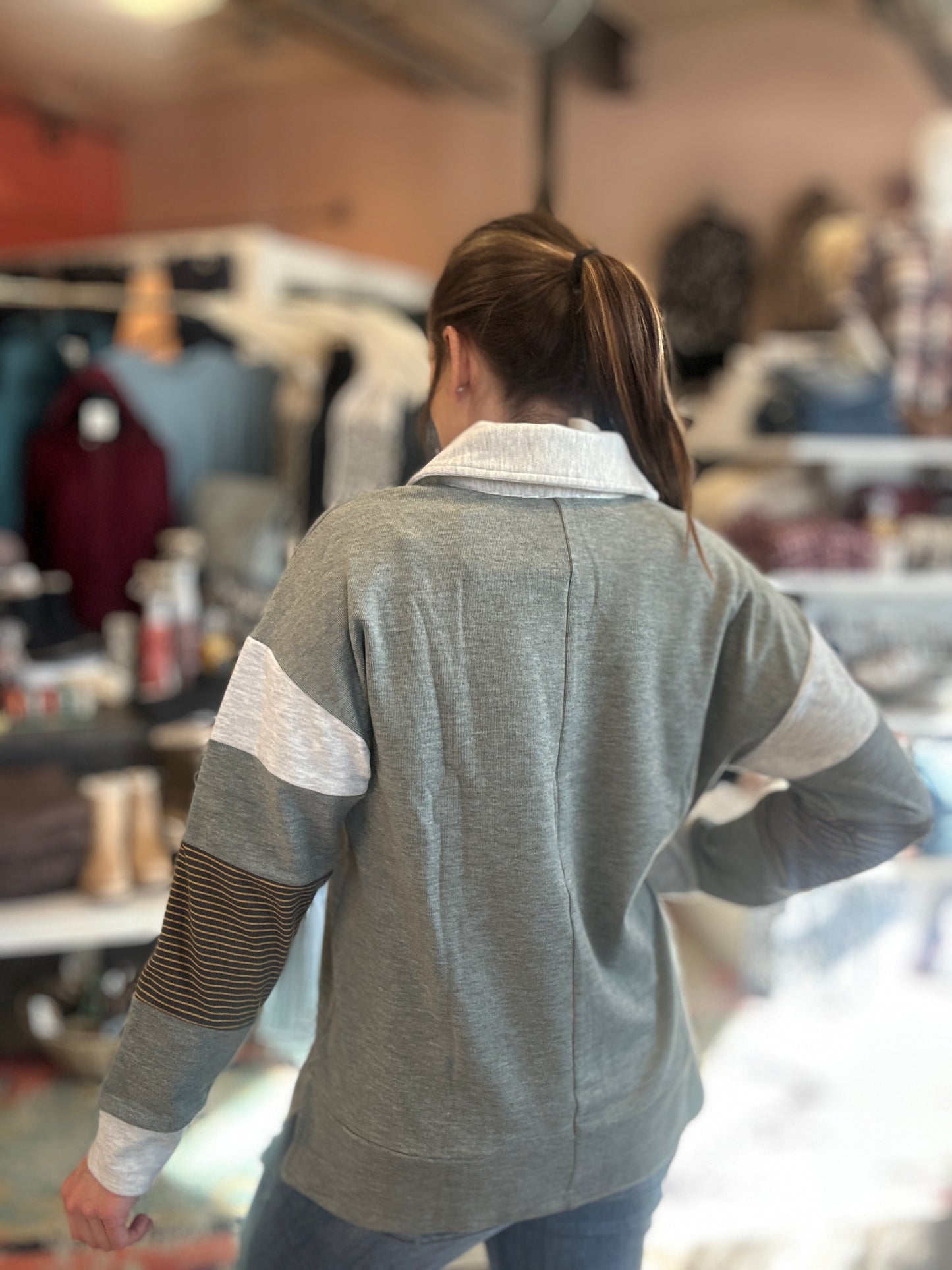 Brushed Stiped Mixed Pullover