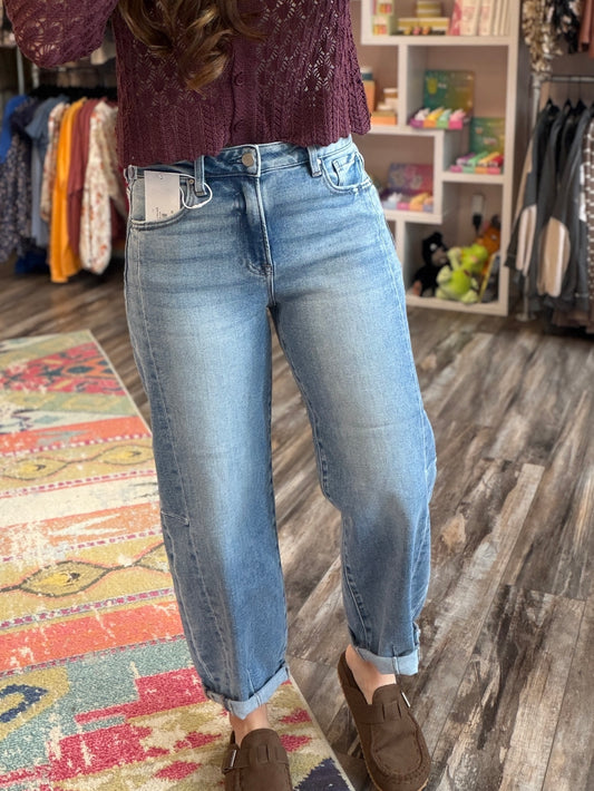Barrel Cuffed Ari Jeans
