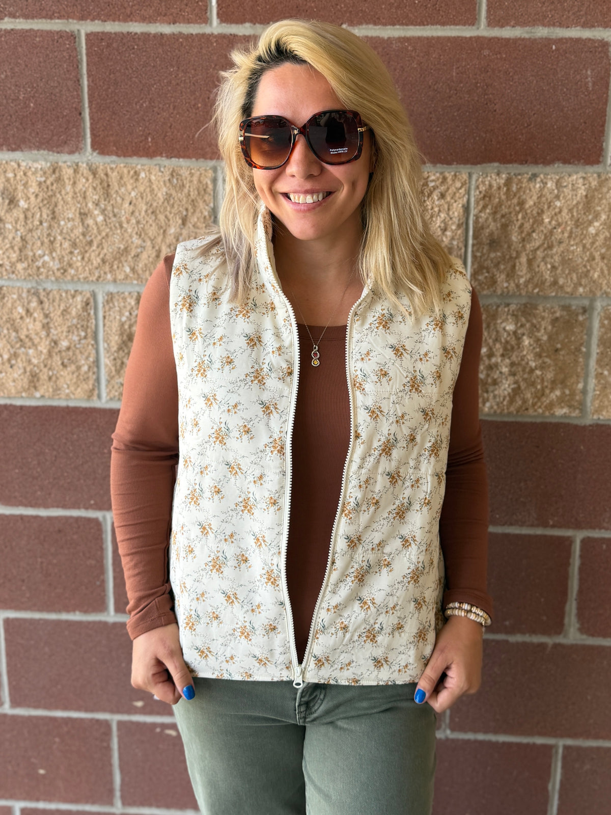 Ivory Floral Puff Vest