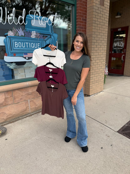 Evanore Button Short Sleeve