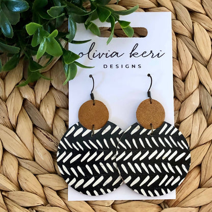 Brielle - Black Broken Chevron