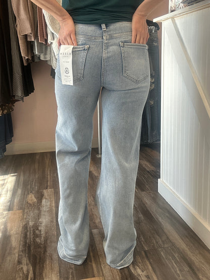 August Light Wash Adjustable Jeans