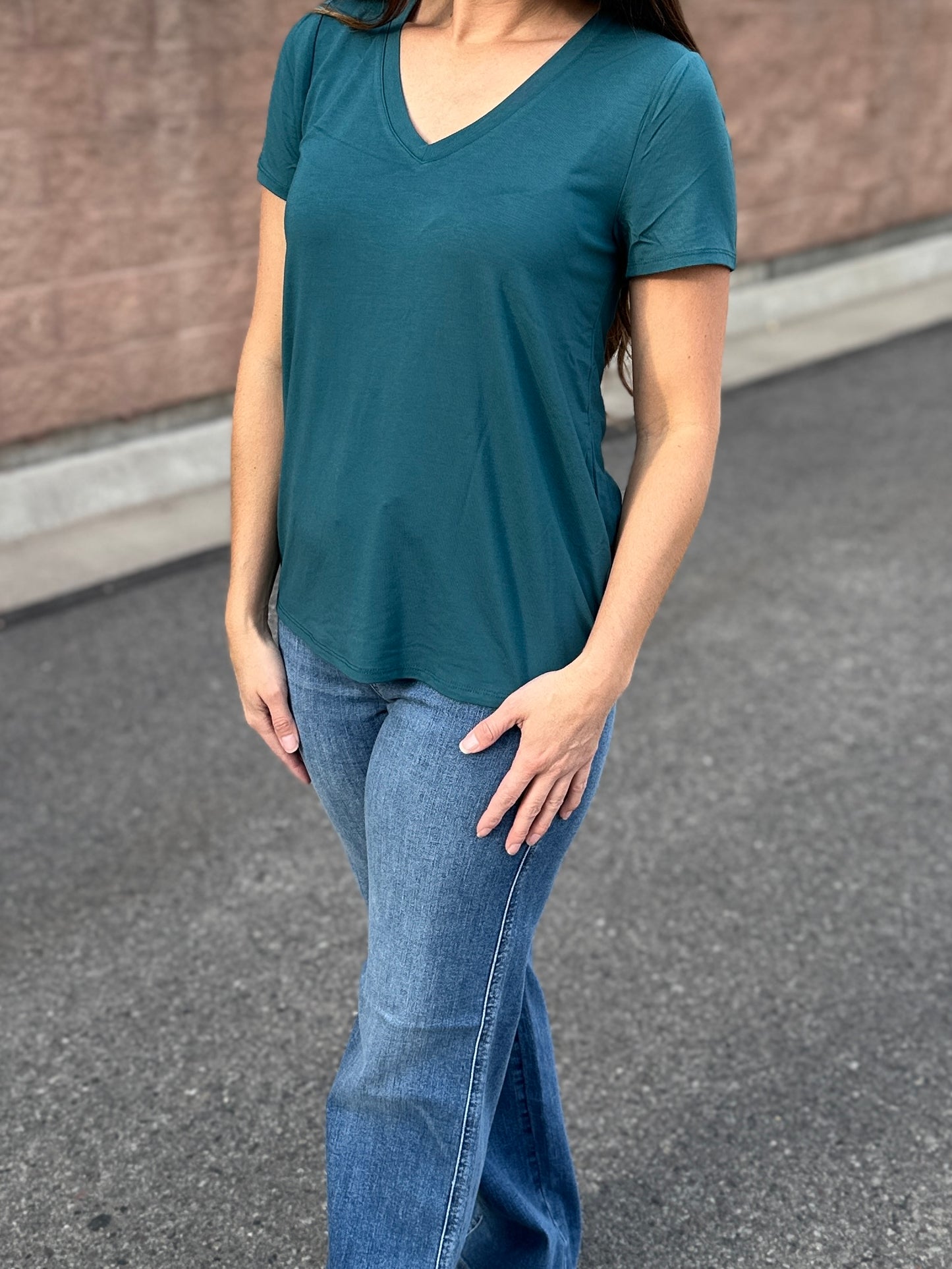 Basic Tay Tee