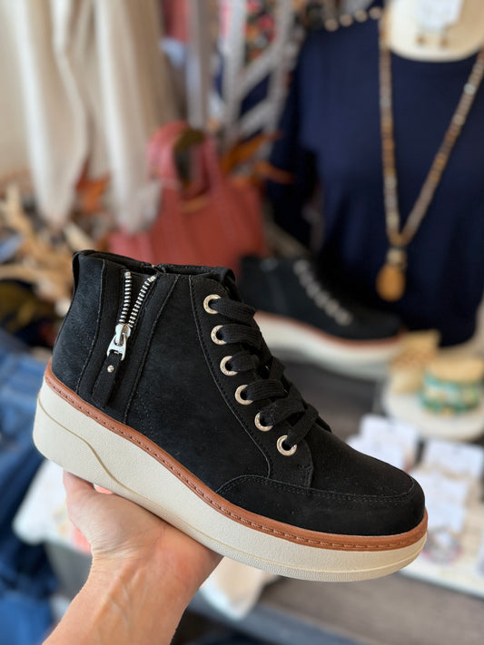 Camden 2 Black Bootie