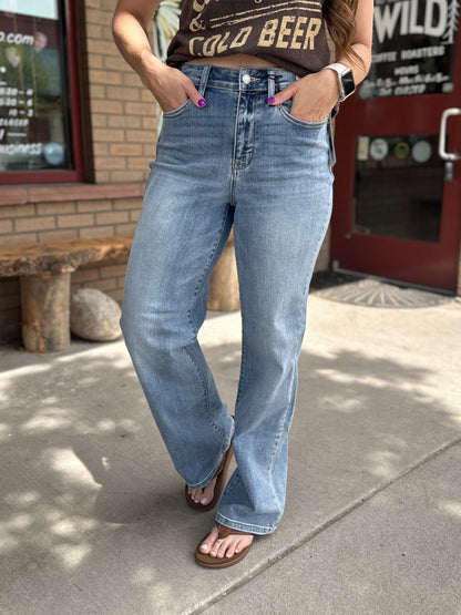 Hallie Straight Leg Jeans