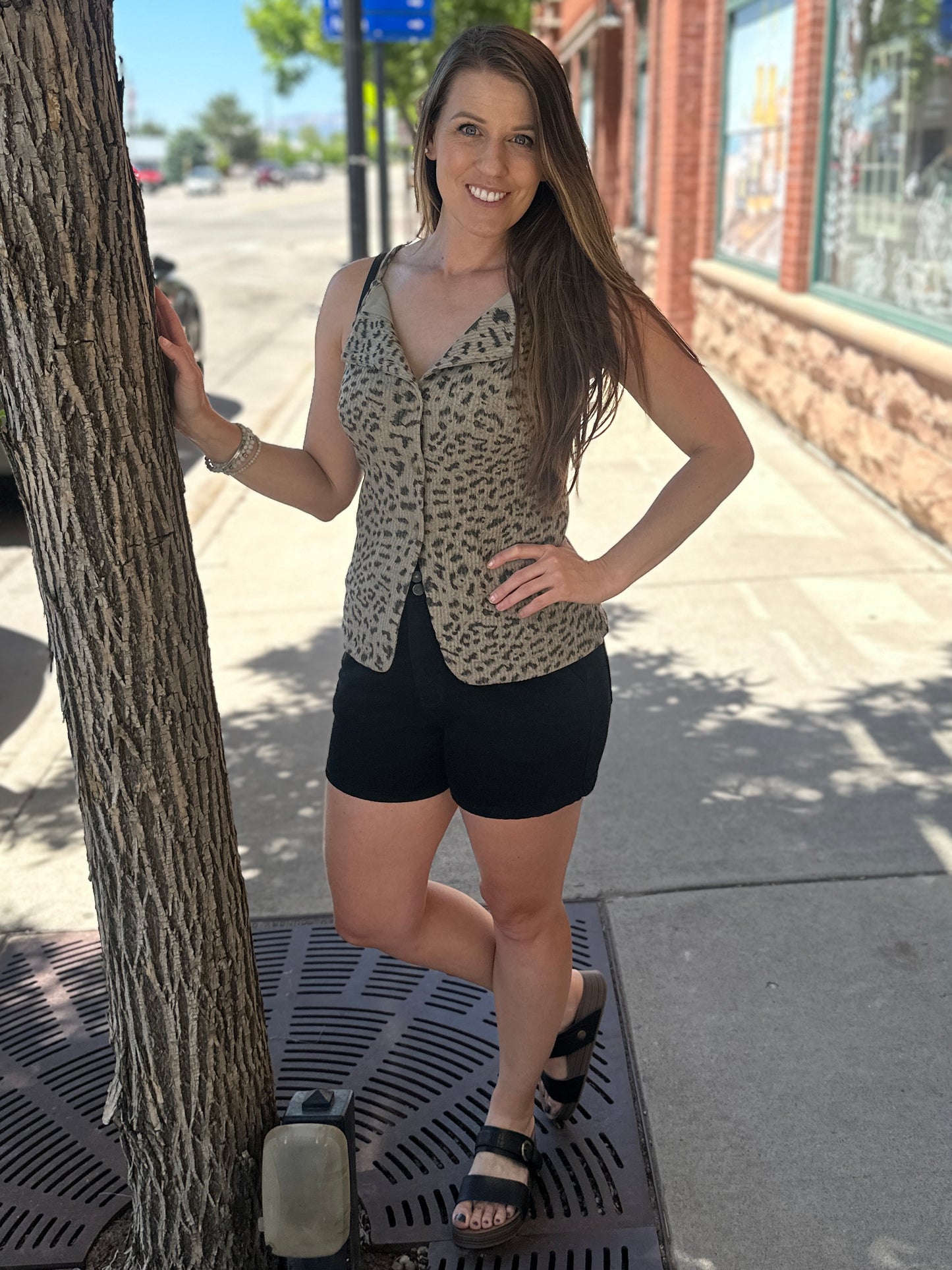 Ribbed Leopard Print Button Up Tank
