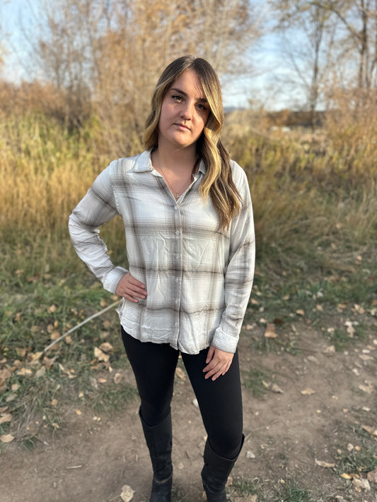 Vintage Ivory Silver Plaid Long Sleeve