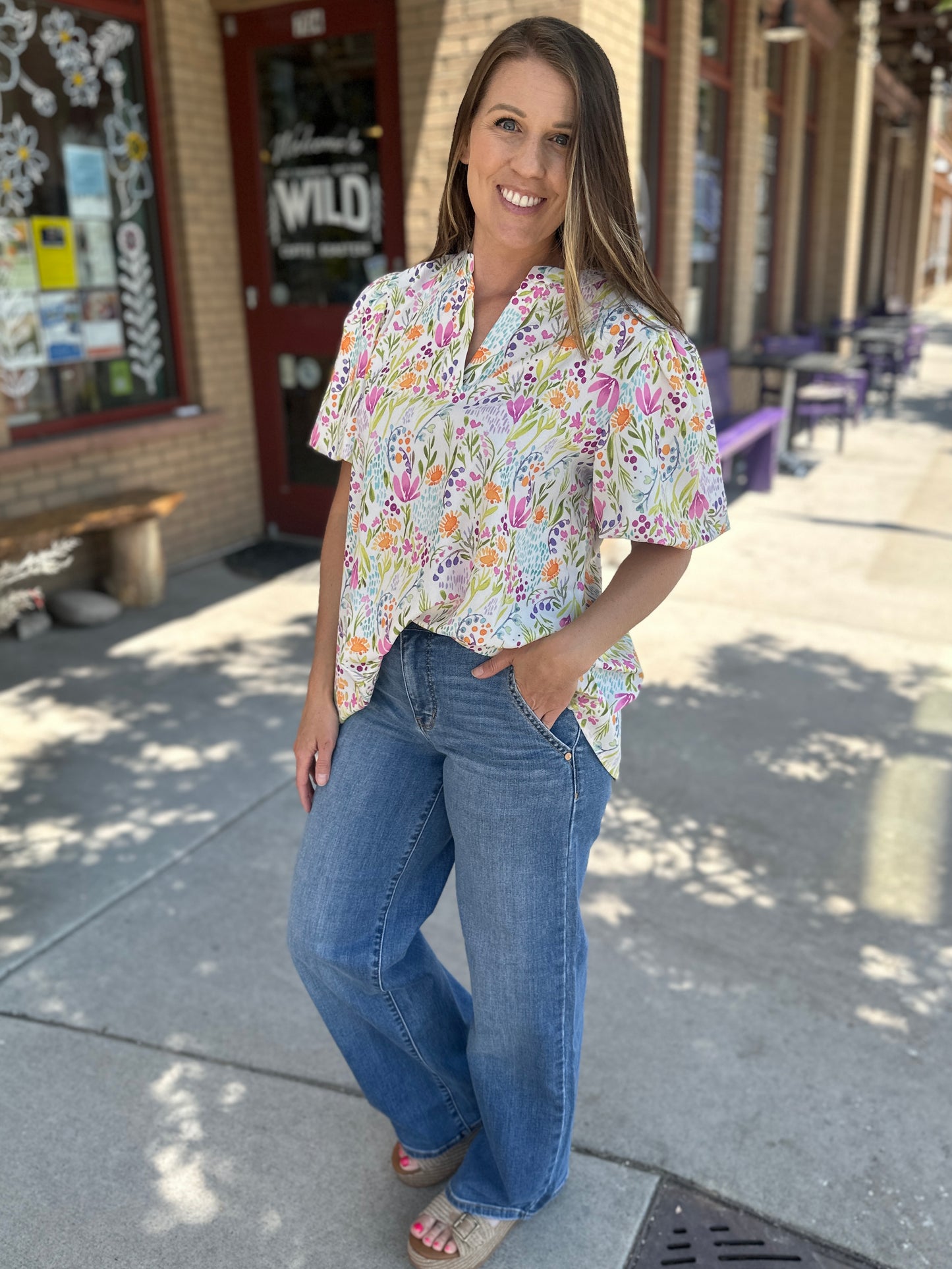 Notch Neck Puff Sleeve Floral Woven Top