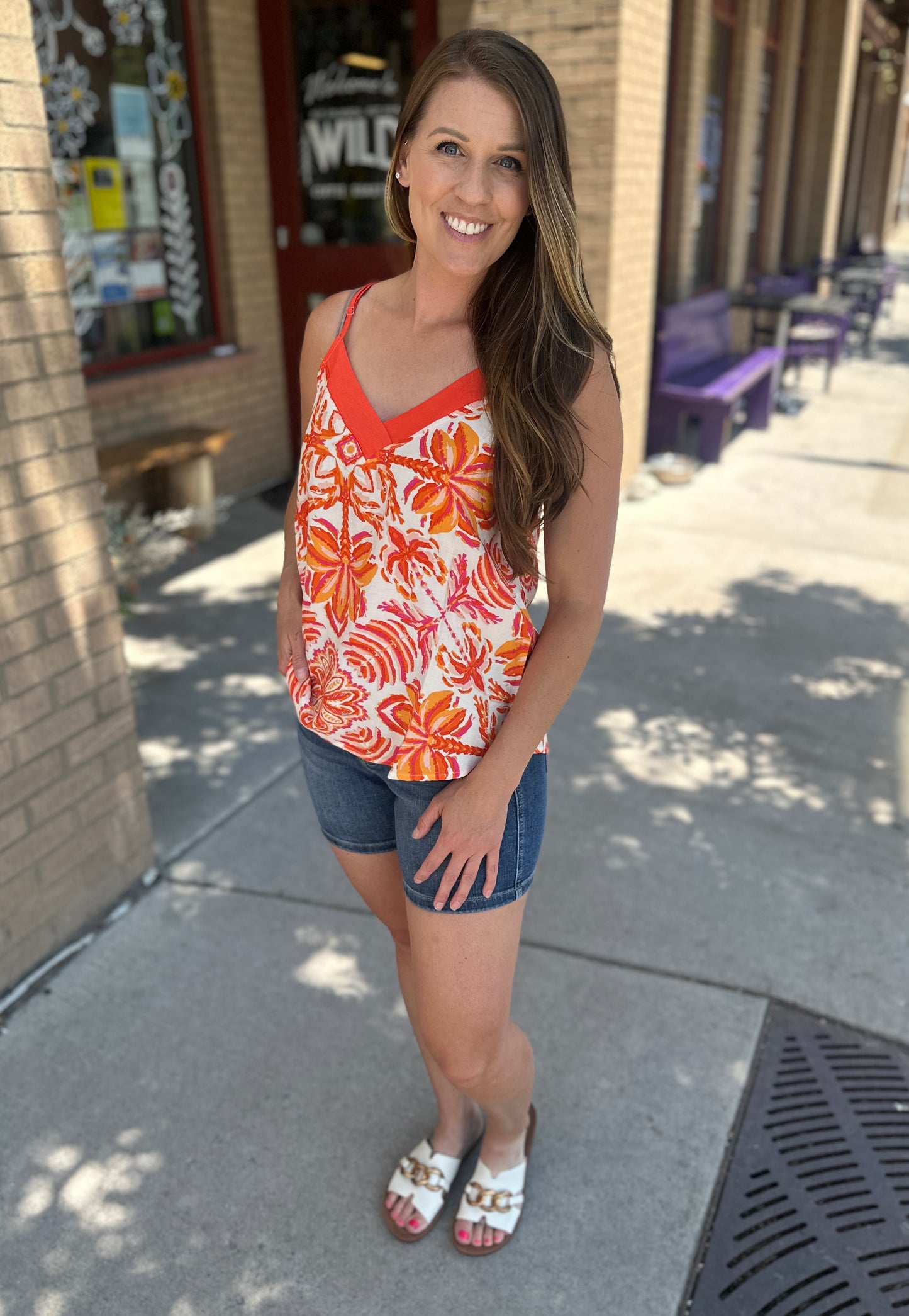 Floral Printed V-Neck Tank