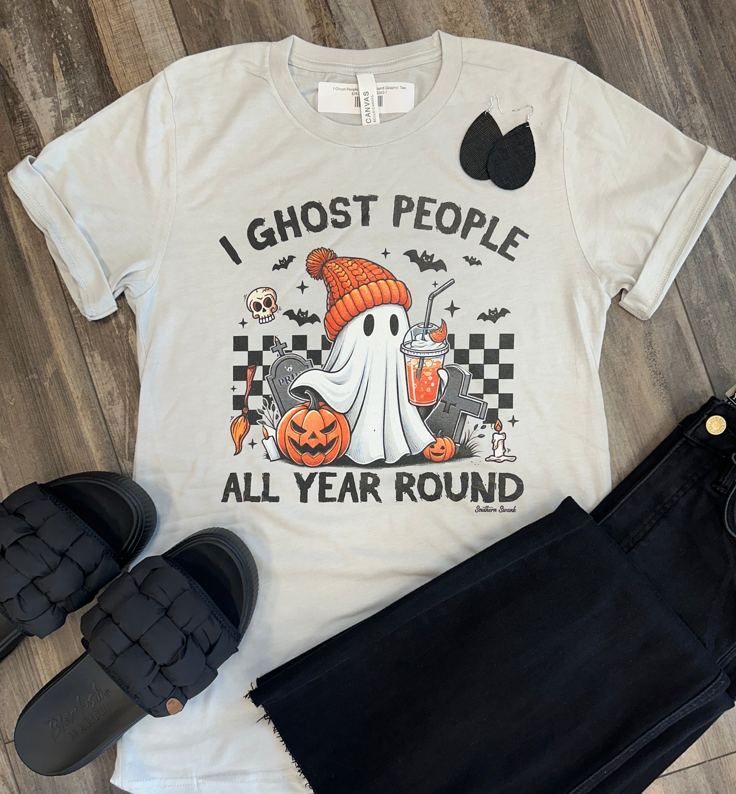 I Ghost People All Year-Round Graphic Tee