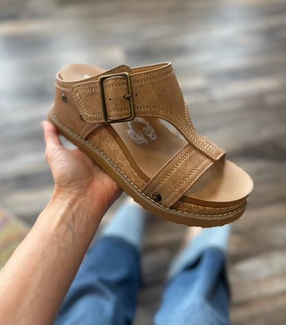 Noah Tan Wedge