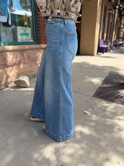 35" Liza Palazzo Shield Pocket Jeans