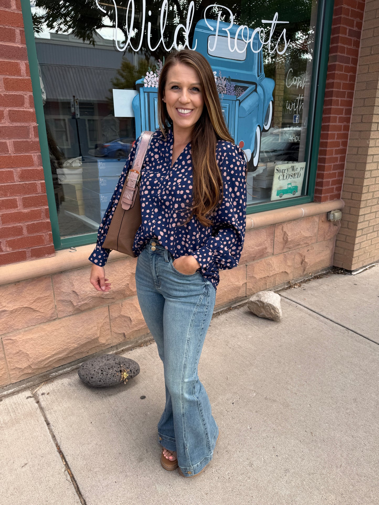 Suki V-Neck Printed Blouse