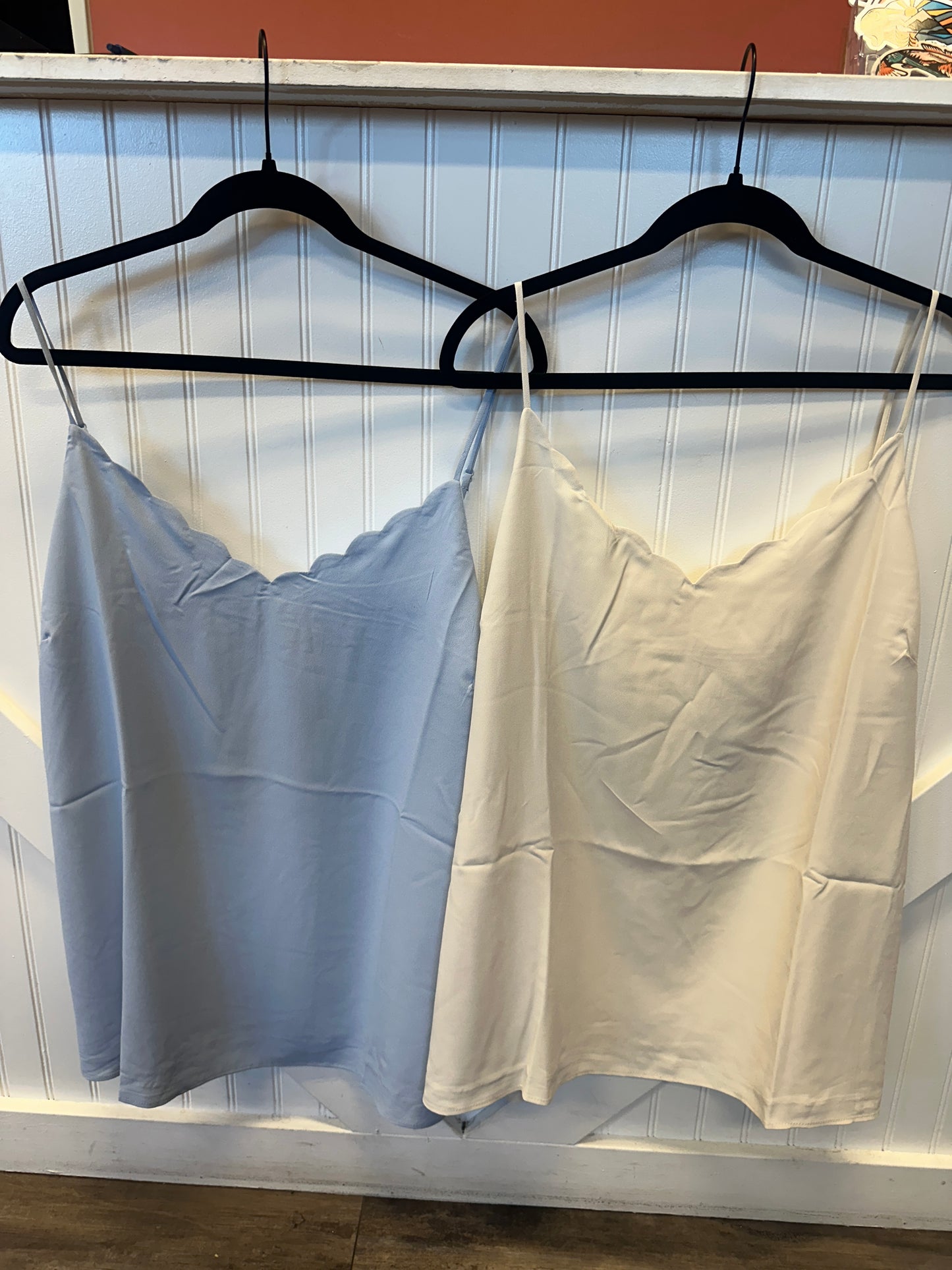 Scalloped Tank