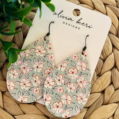 Brittany - Hawaiian Flowers