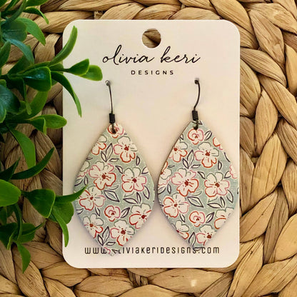 Olivia - Hawaiian Flowers