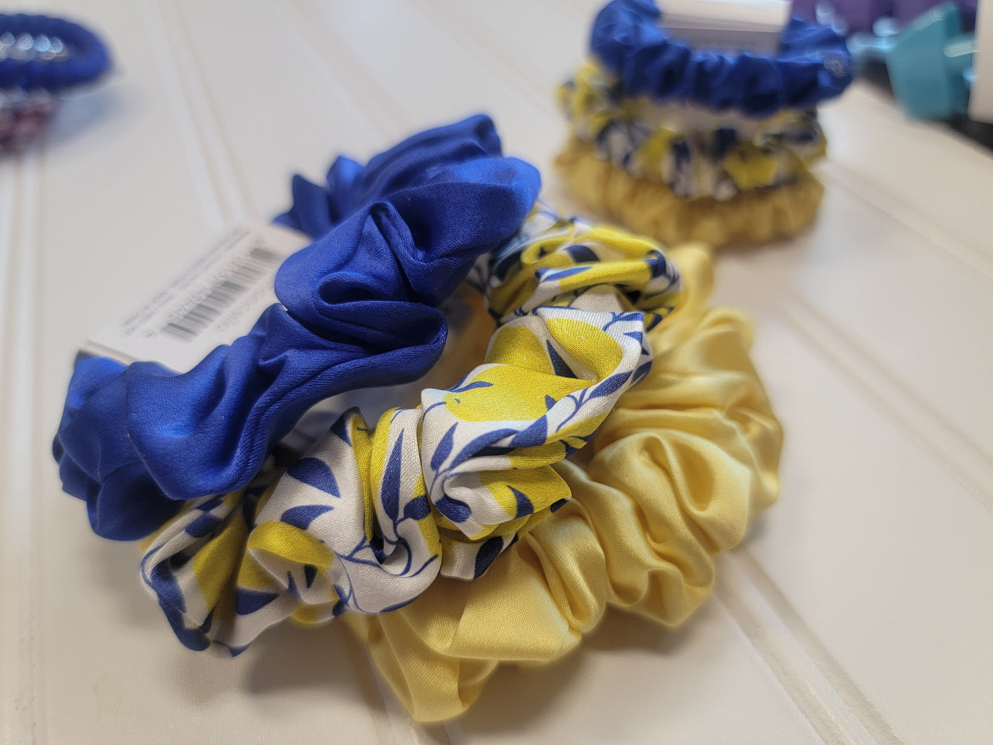 Teleties Large Silk Scrunchies