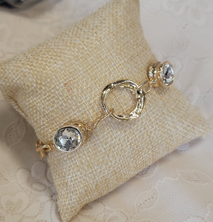 Open Circles with Clear Stone Bracelet