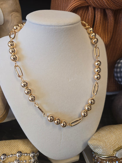 Beaded & Open Oval Necklace