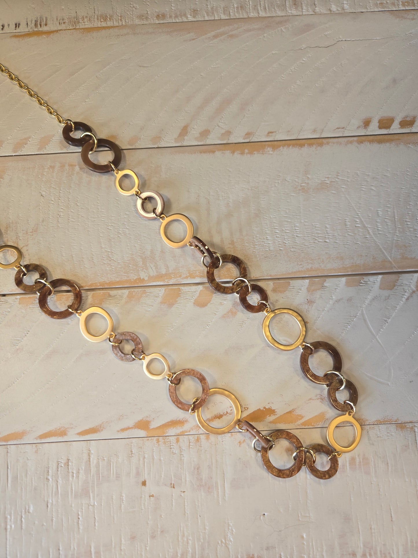 Brown & Gold Circle Neklace