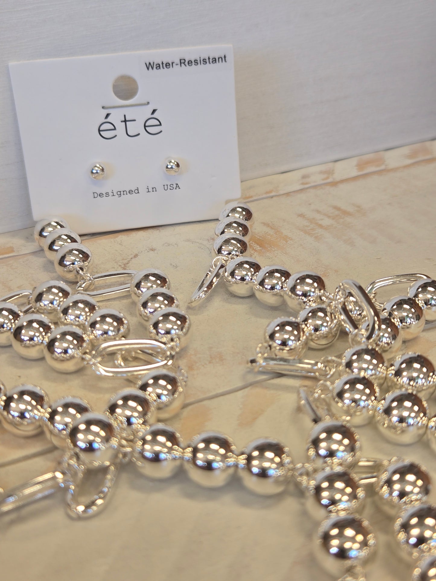 34" Beaded & Open Oval Necklace