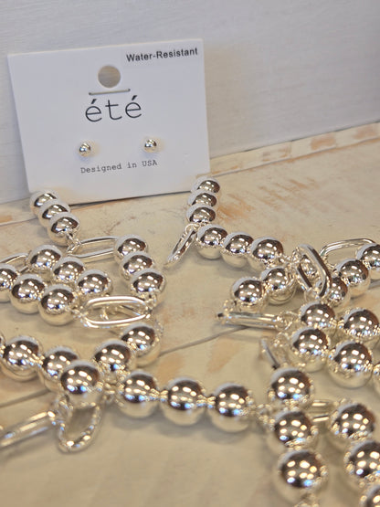 34" Beaded & Open Oval Necklace