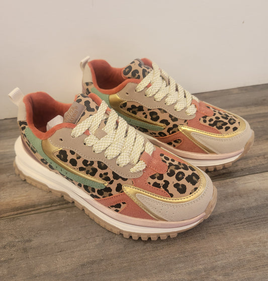 Leo Retro Sneaker