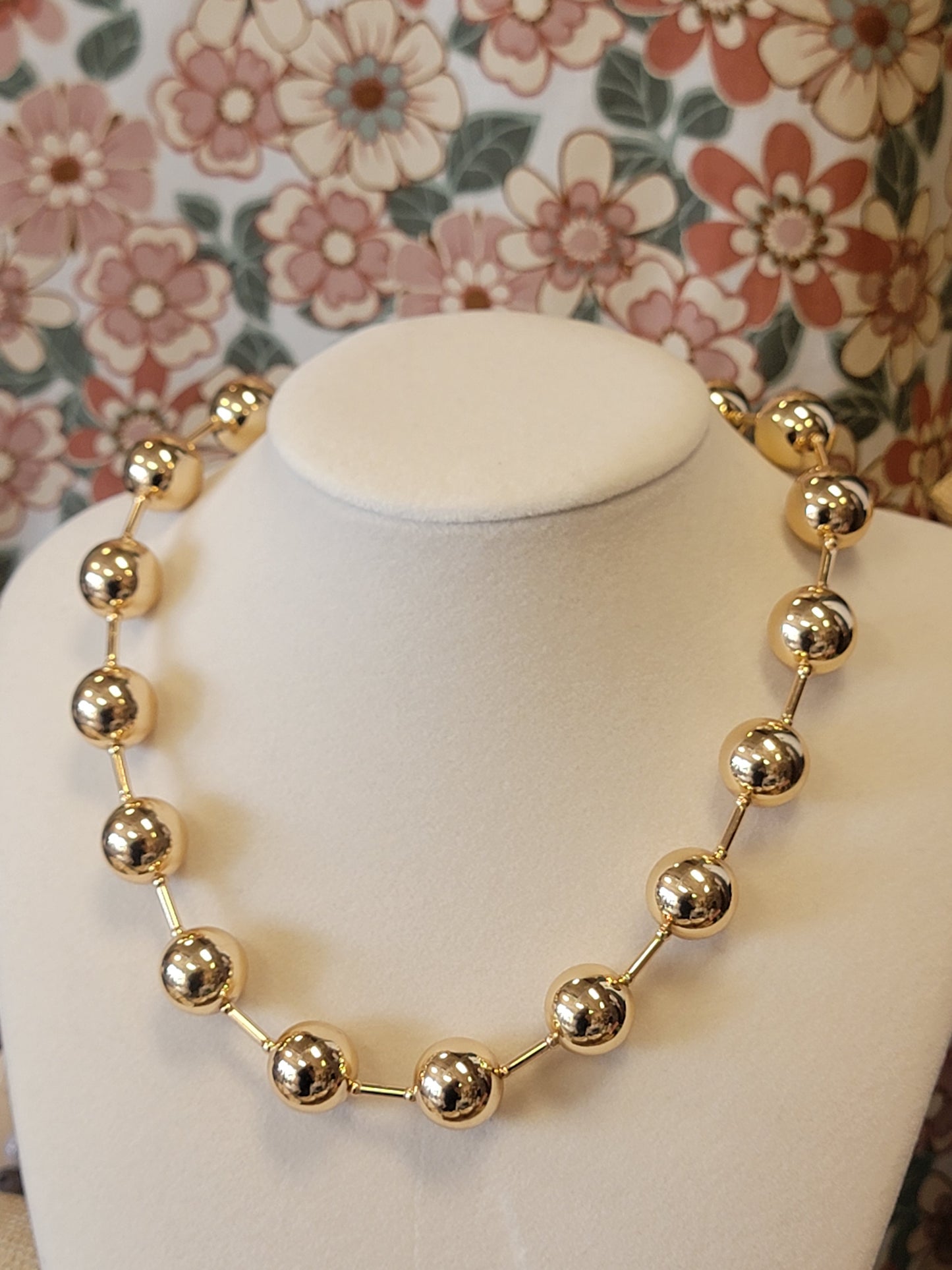 Chunky Bead Chain Necklace