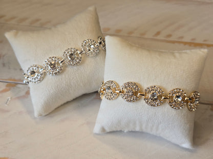 Circle Pendent Bracelet