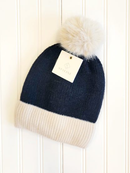 Contrast Lined Beanie with Pom
