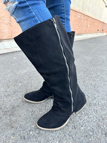 Black True Wide Calf Boot